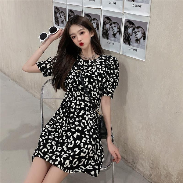 Short dress WTD-SHT012